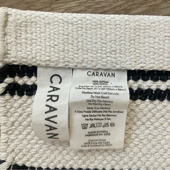 Black and White Geometric Pattern Rug - Picture 2 of 2